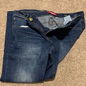 UNIONBAY Men's Deep Indigo Relaxed Jeans